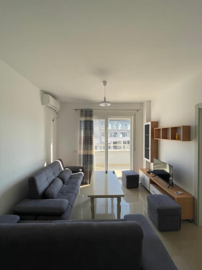 Nimfeum Apartments Shëngjin Exteriör bild