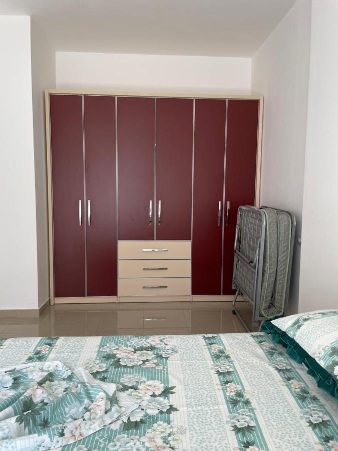 Nimfeum Apartments Shëngjin Exteriör bild
